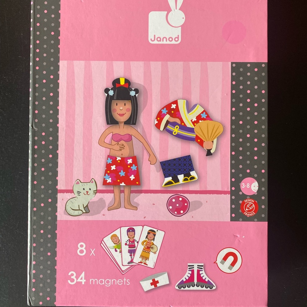 Magnetic Dress-Up Toy - Janod